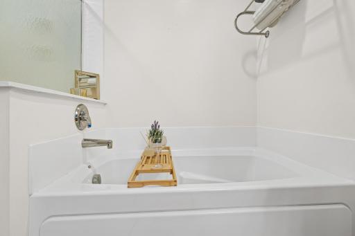 11386 Eldorado Street NE, B, Minneapolis, MN 55449