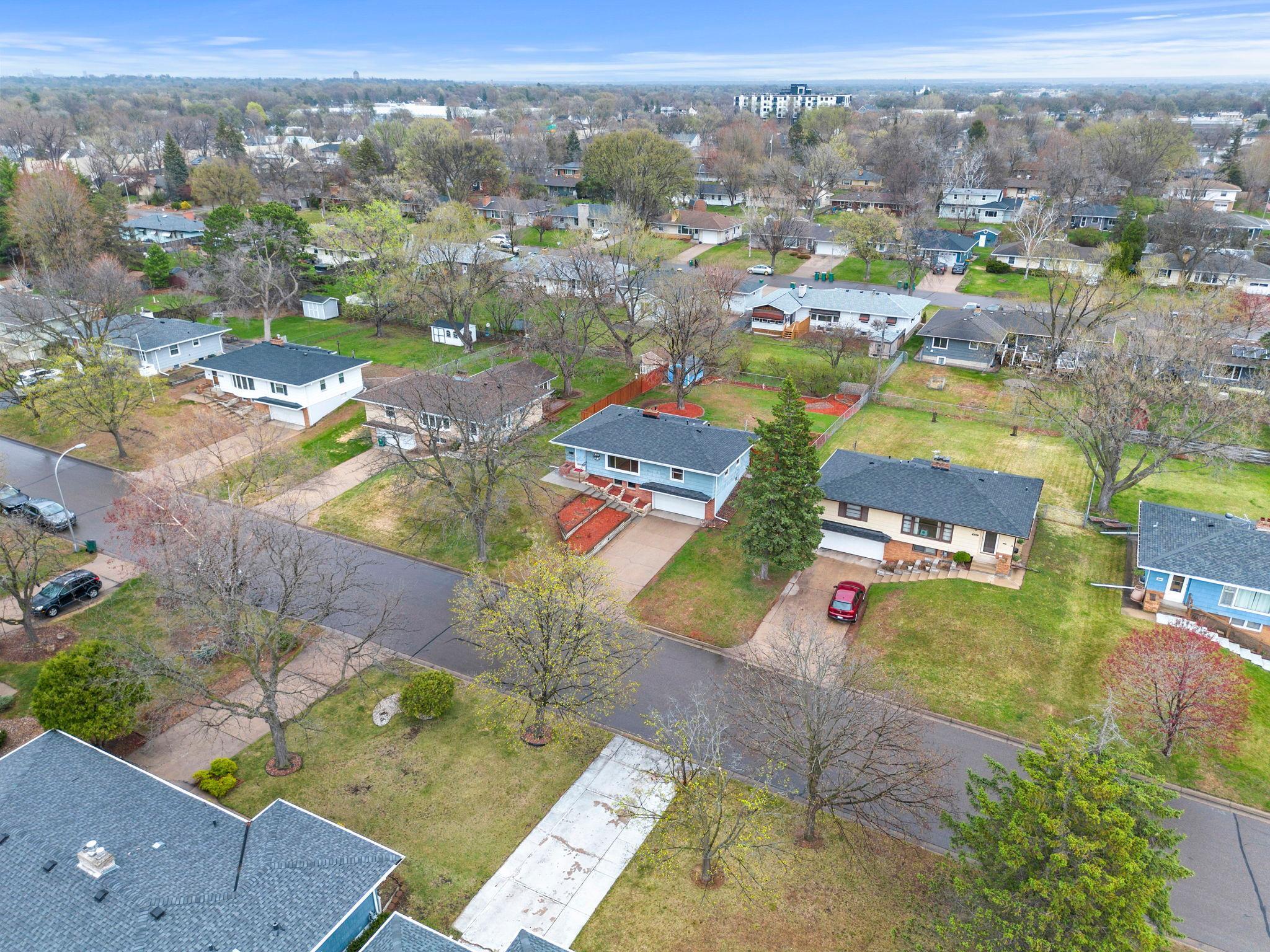 Ideally located just two blocks from South Minneapolis, one block from Edina, four blocks from Southdale, and only three miles from Lake Harriet, this home offers both convenience and comfort.