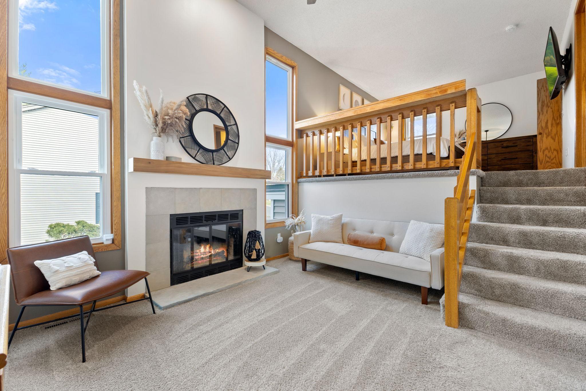 primary bedroom sitting room