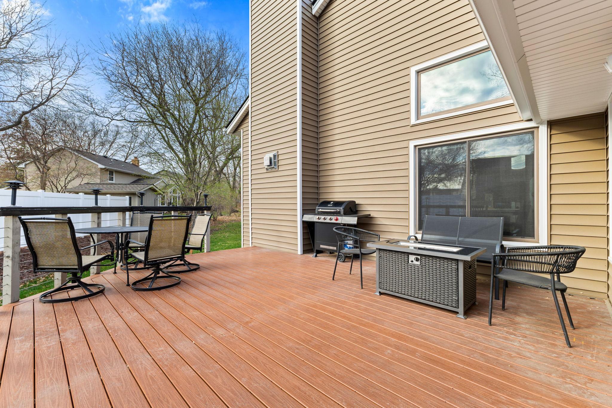large maintenance free deck