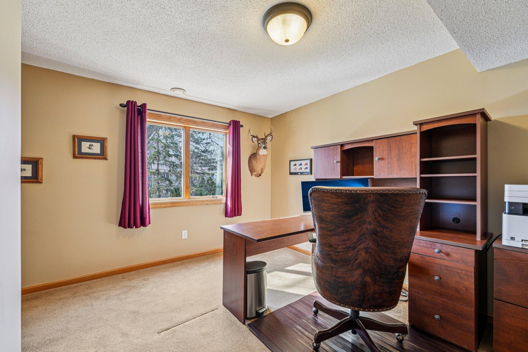 33-web-or-mls-Oak View Ct-S2603-033.jpg