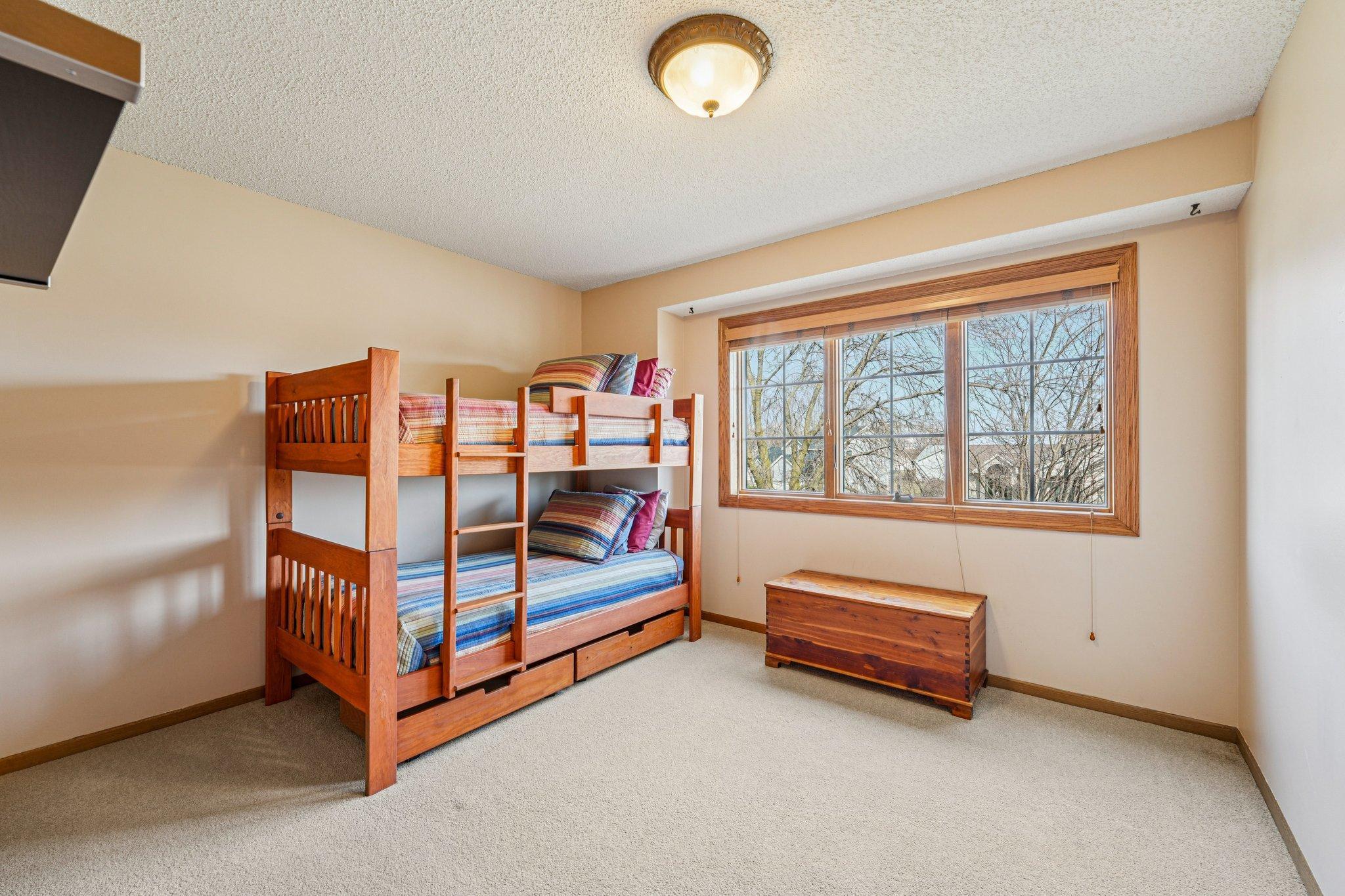 45-web-or-mls-Oak View Ct-S2603-045.jpg