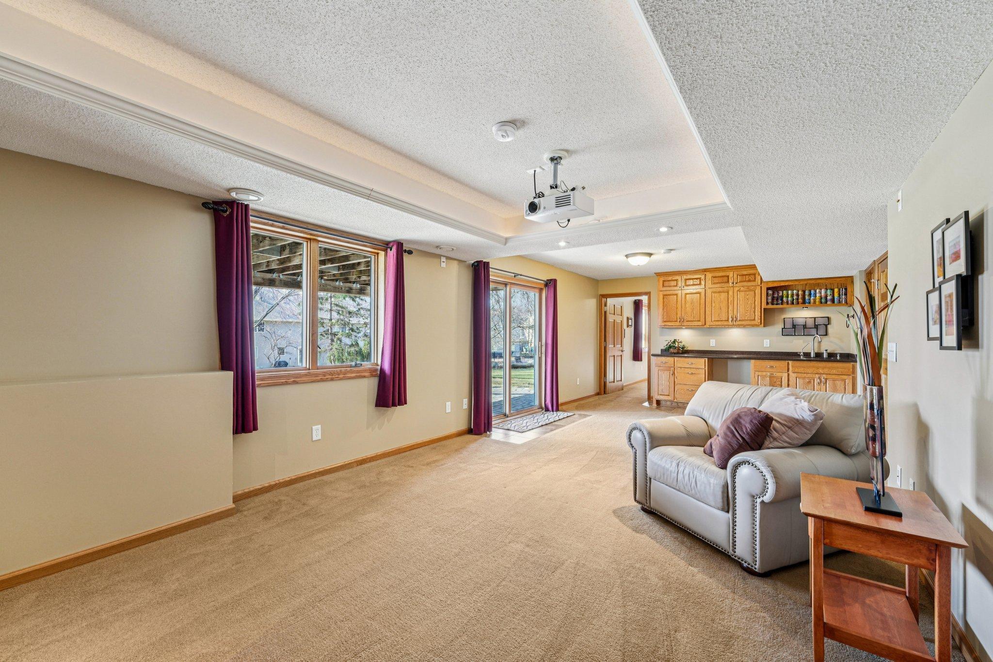 30-web-or-mls-Oak View Ct-S2603-030.jpg