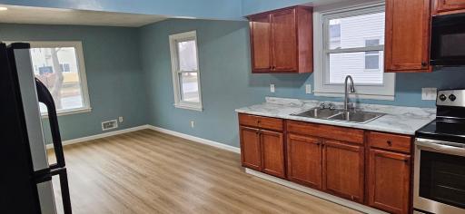 809 10th Avenue N, Saint Cloud, MN 56303