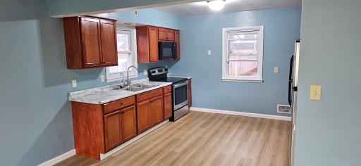 809 10th Avenue N, Saint Cloud, MN 56303