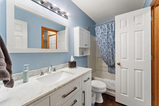9473 Jewel Lane N, Maple Grove, MN 55311