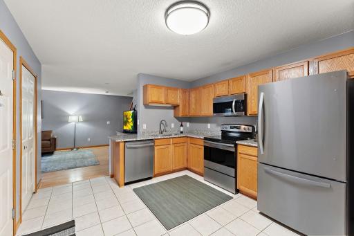 9473 Jewel Lane N, Maple Grove, MN 55311