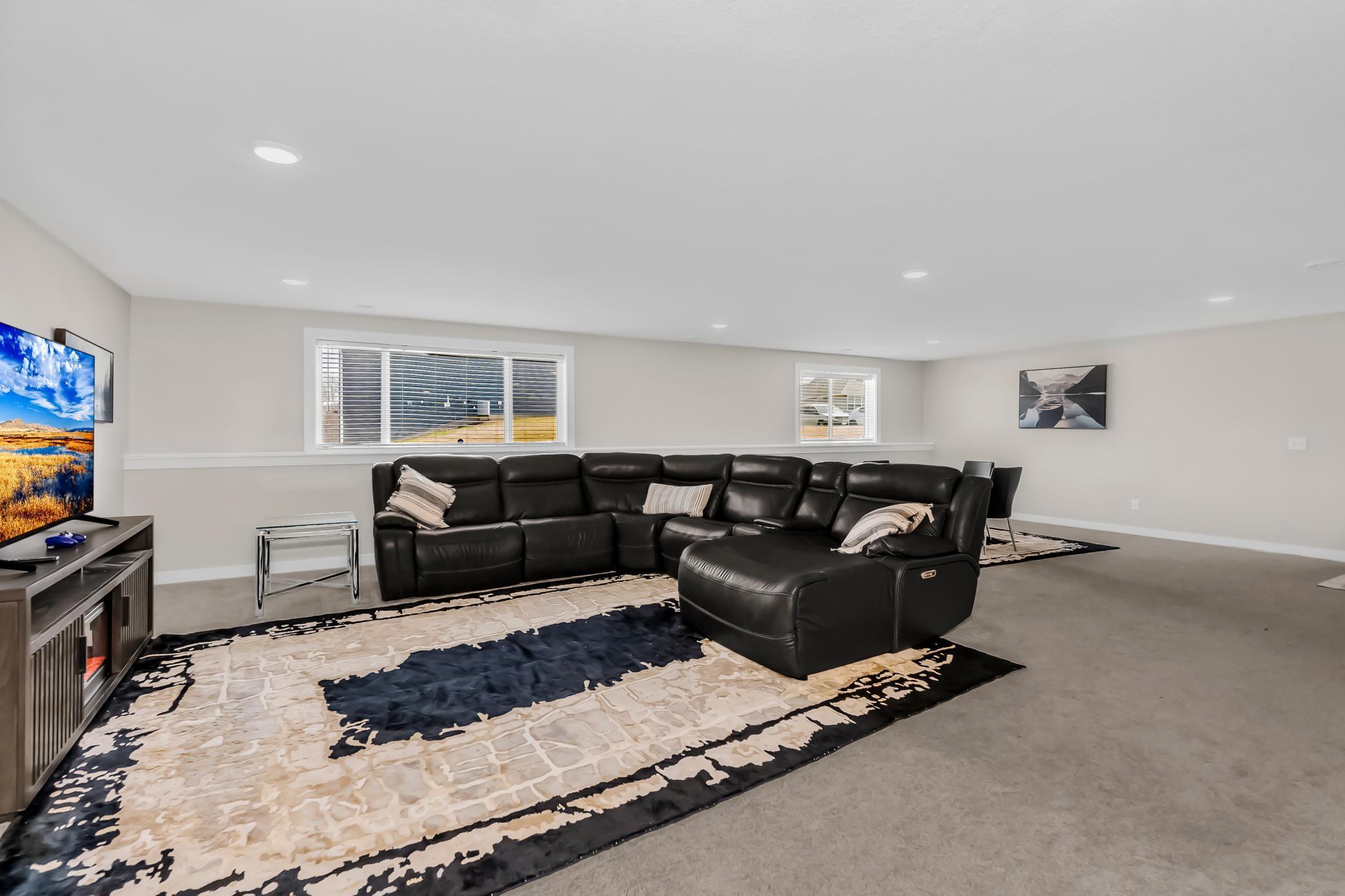 Huge finished Basement .jpg