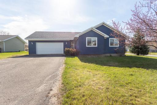 1803 Jasmine Drive, Alexandria, MN 56308