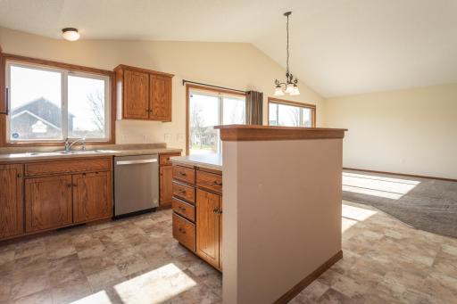 1803 Jasmine Drive, Alexandria, MN 56308