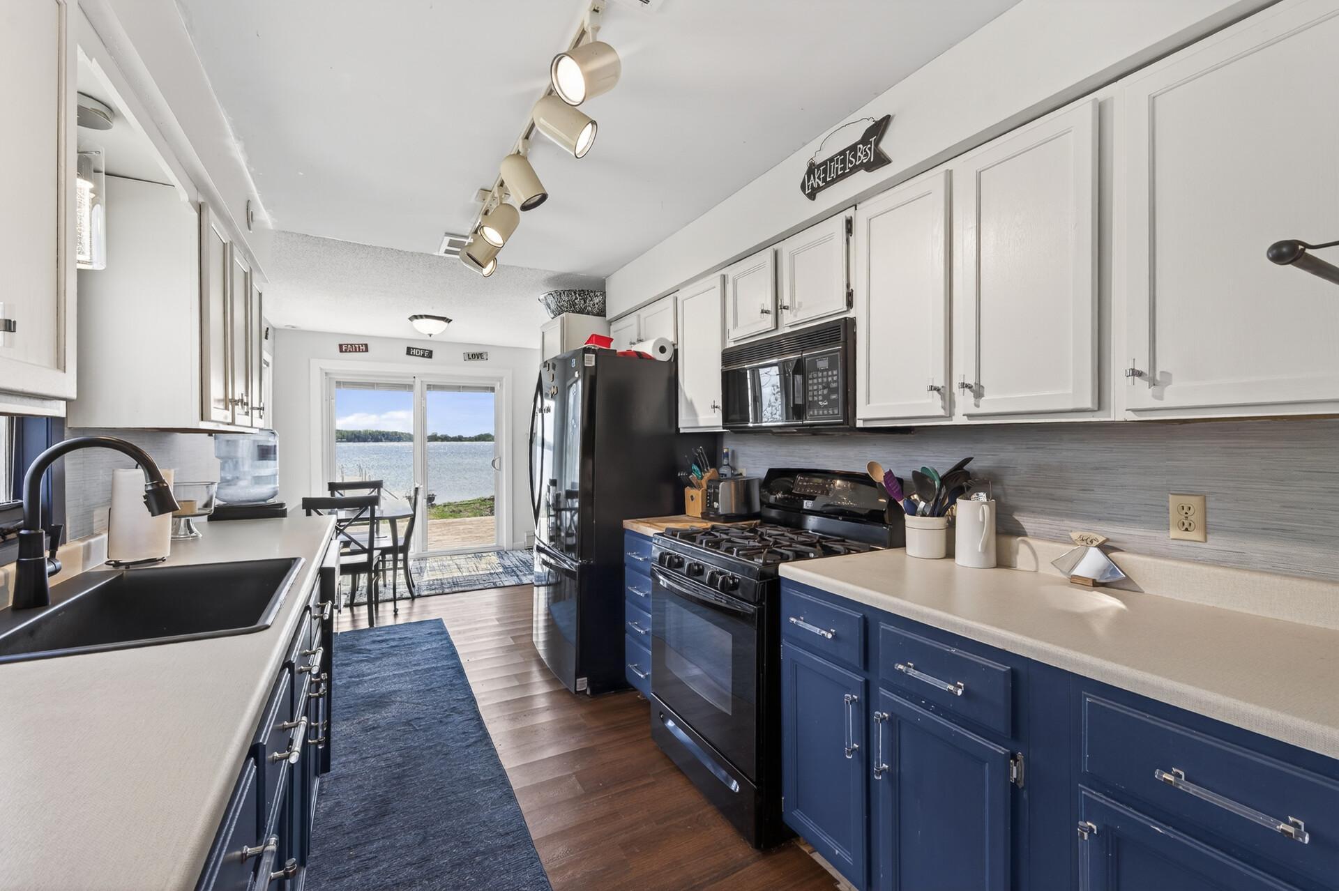 Large Kitchen