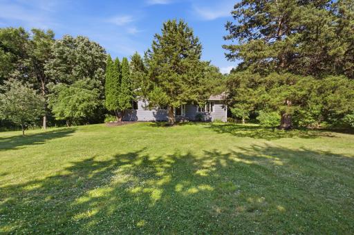 4410 165th Avenue NE, New London, MN 56273