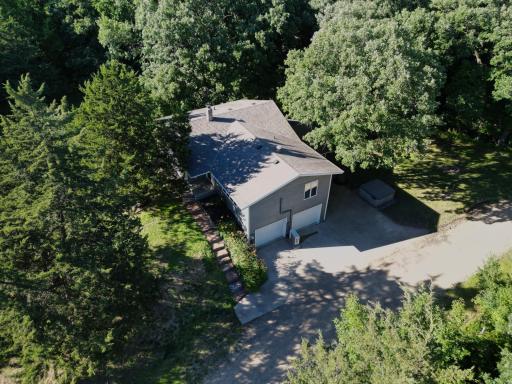 4410 165th Avenue NE, New London, MN 56273