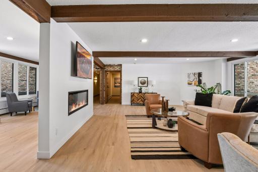 215 Barry Avenue S, 202, Wayzata, MN 55391