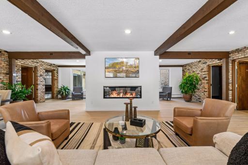 215 Barry Avenue S, 202, Wayzata, MN 55391