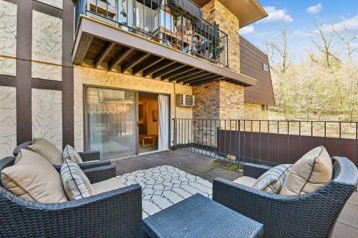 215 Barry Avenue S, 202, Wayzata, MN 55391