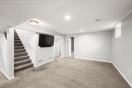1900 Maryland Avenue N, Minneapolis, MN 55427