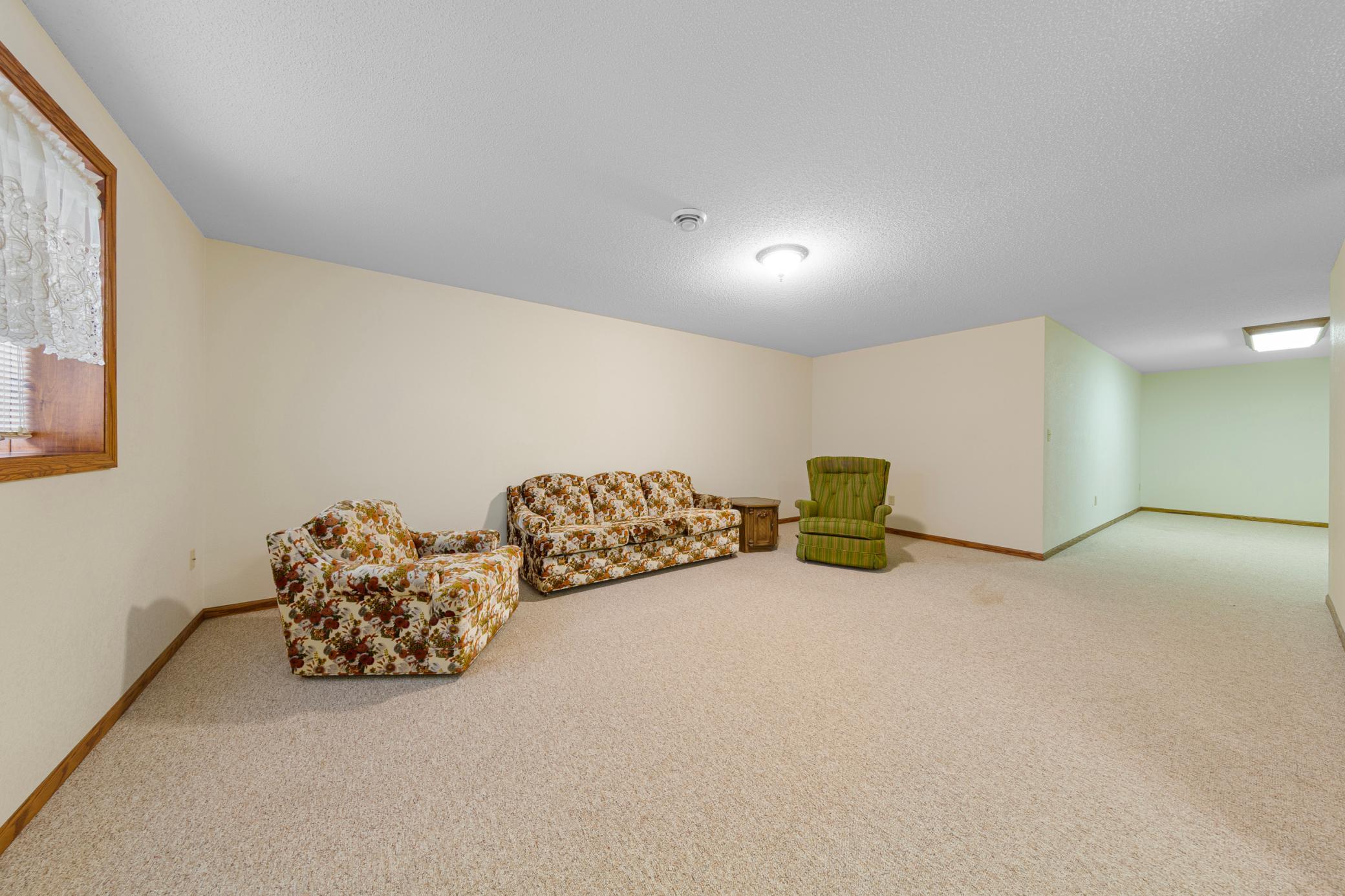 Family room_lower