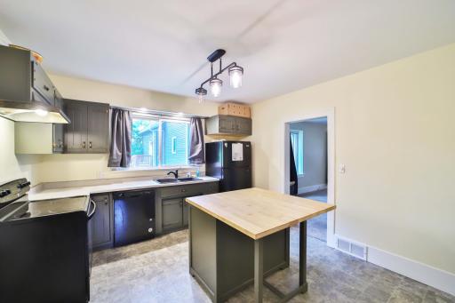 815 Rosewood Street, Brainerd, MN 56401