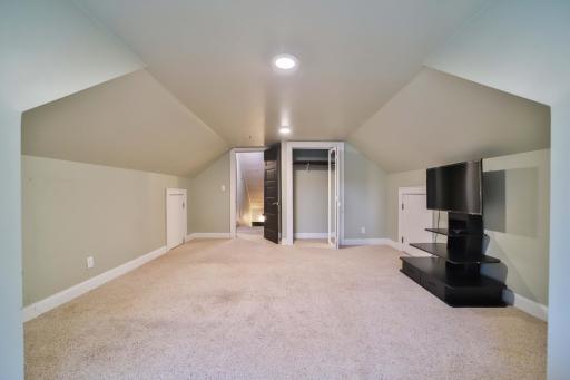 815 Rosewood Street, Brainerd, MN 56401