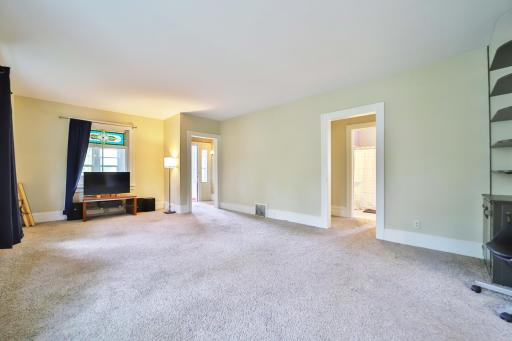 815 Rosewood Street, Brainerd, MN 56401