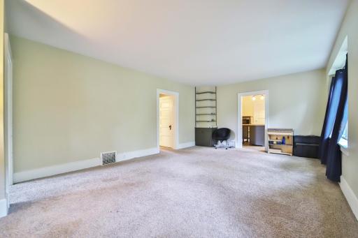 815 Rosewood Street, Brainerd, MN 56401
