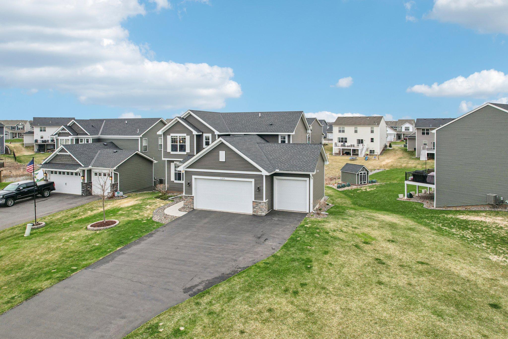 55-web-or-mls-Red Stem Ct-S1804-055.jpg