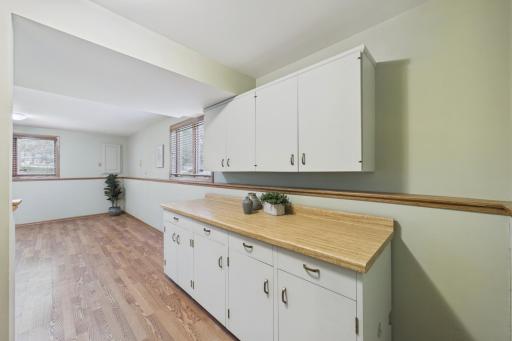 3256 Old Highway 8, Minneapolis, MN 55418