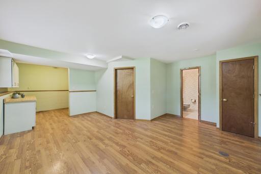 3256 Old Highway 8, Minneapolis, MN 55418