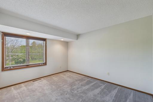 3256 Old Highway 8, Minneapolis, MN 55418