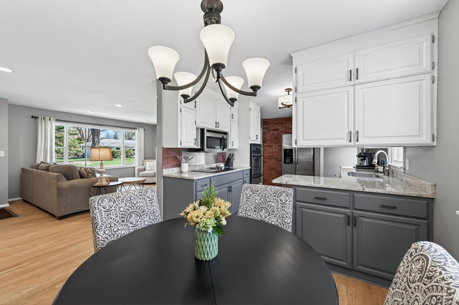 Gorgeous updated kitchen!