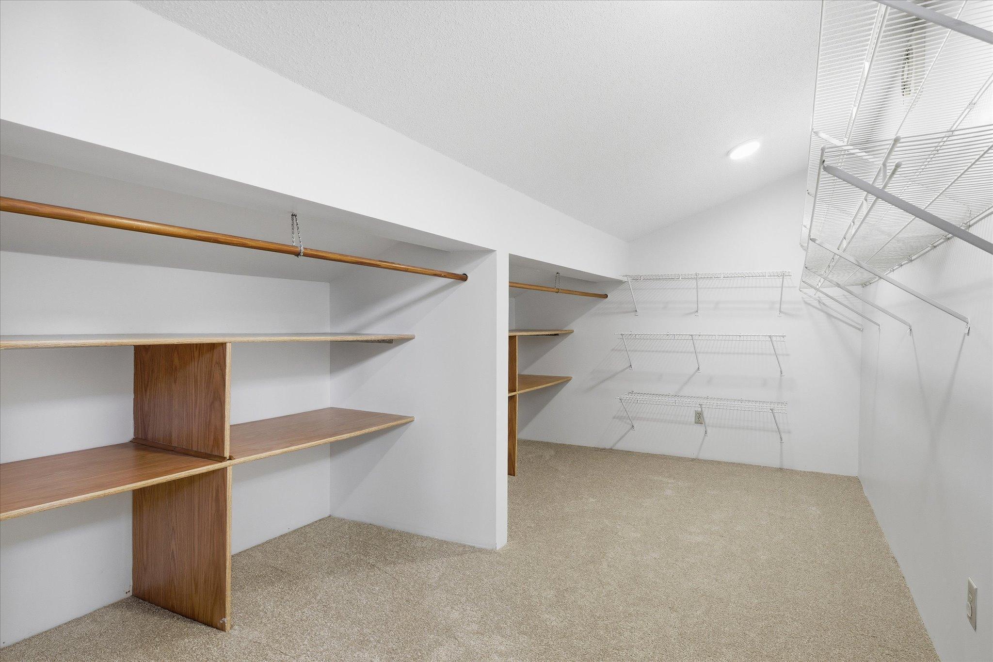 LARGE Walk-in closet!