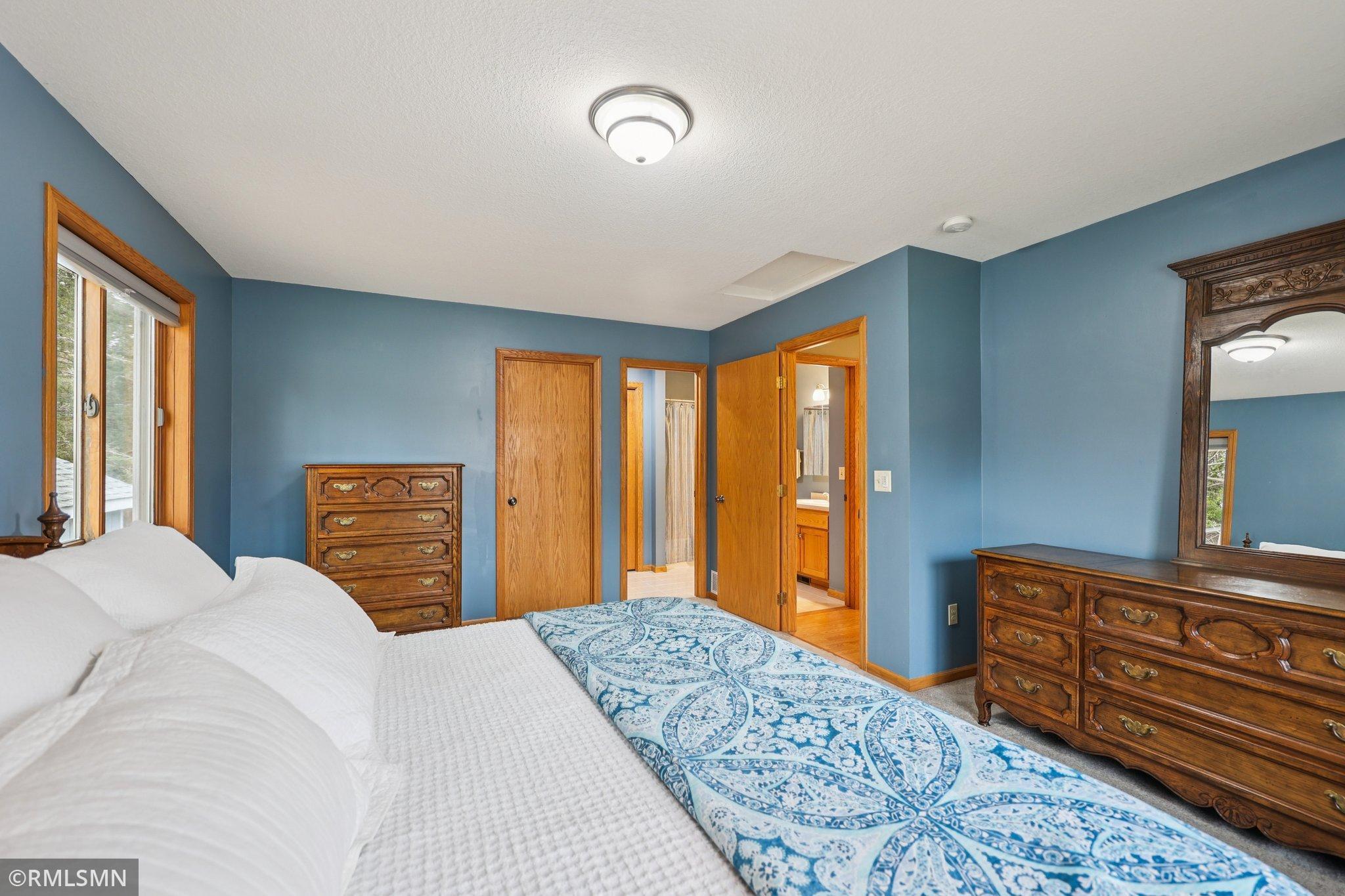 Plenty of room for large furniture