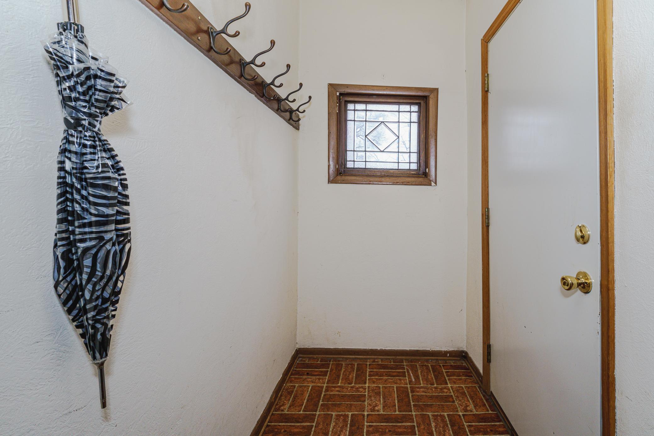 Entry way