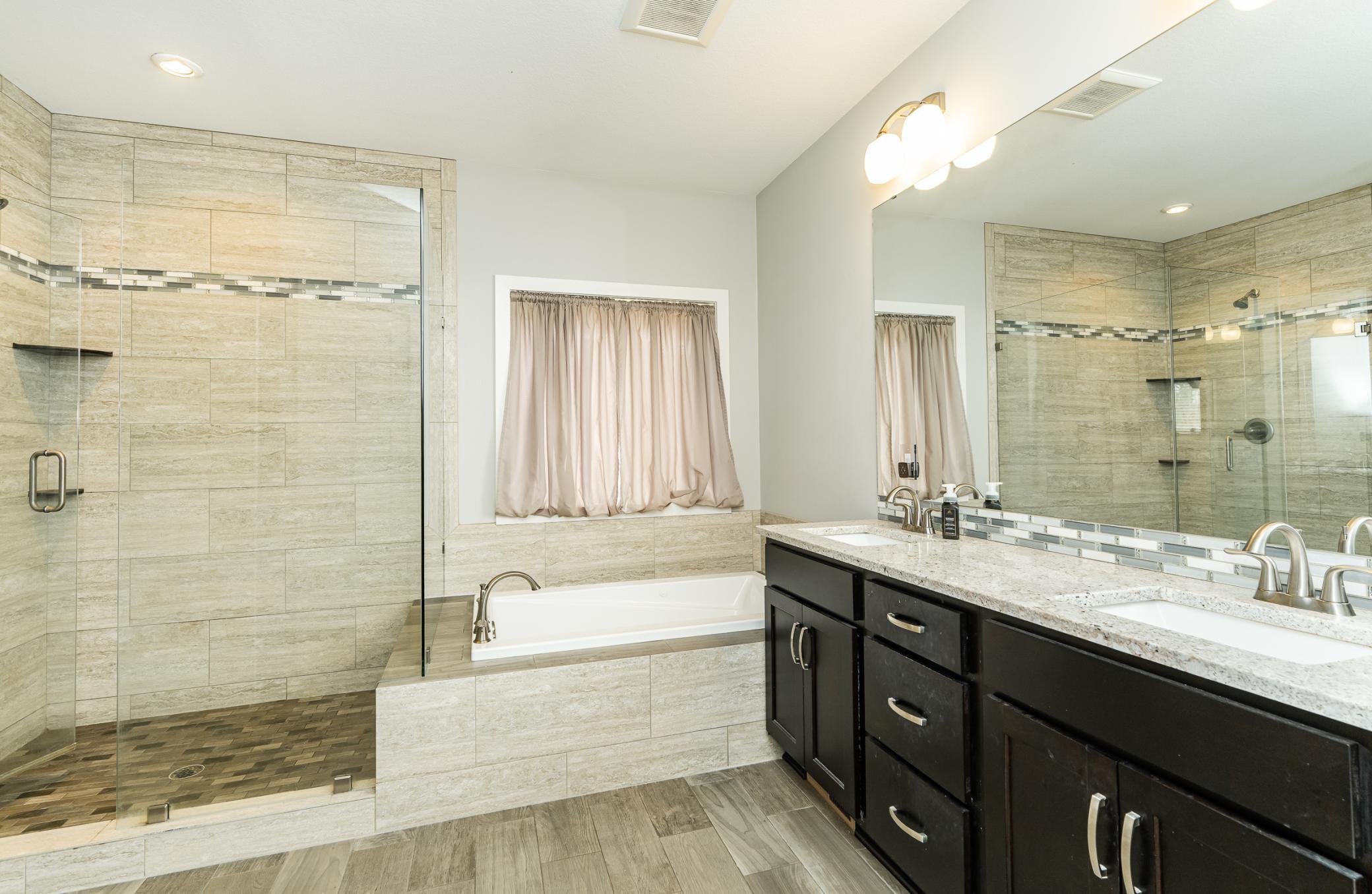 Owners Bathroom view 3.jpg