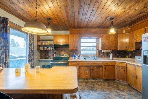 430 8th Avenue NW, Valley City, ND 58072