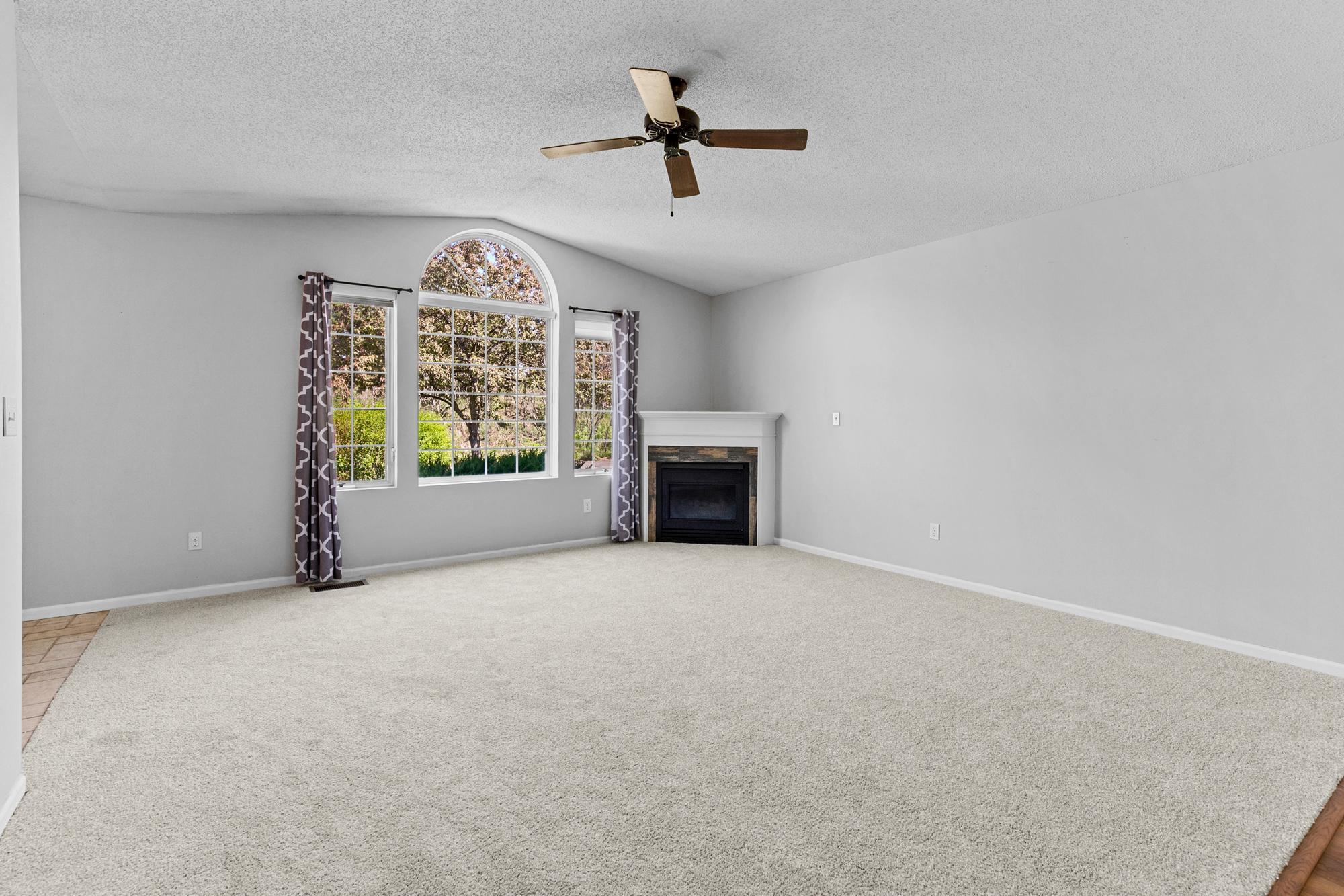 The front window brings in lots of natural light.