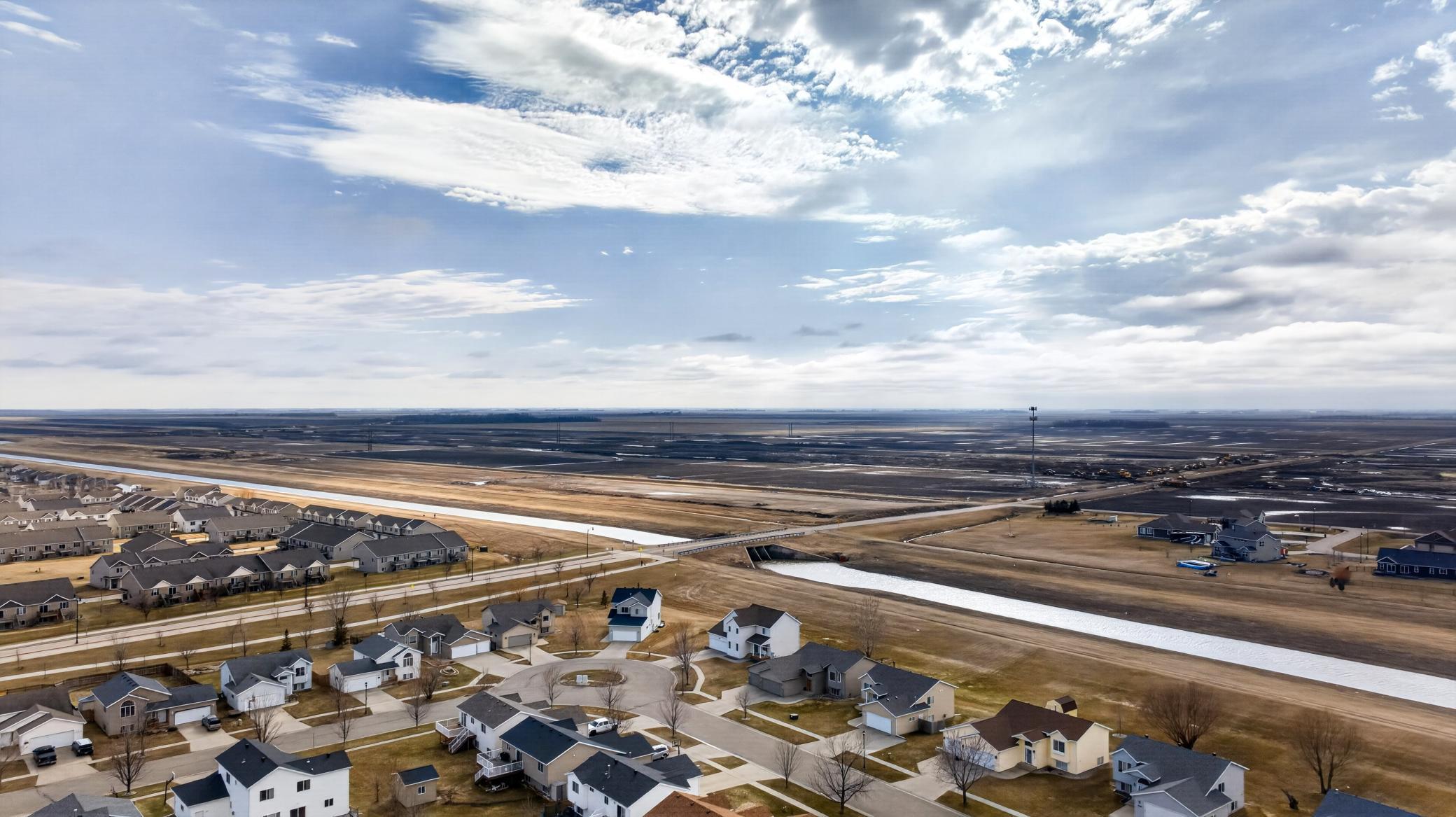 Amdak__1166 39 12 W West Fargo ND_0004.jpg