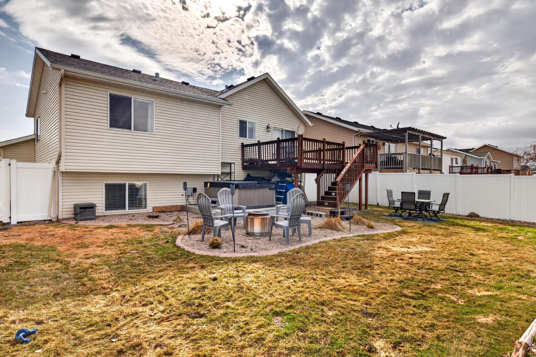 Amdak__1166 39 12 W West Fargo ND_0014.jpg