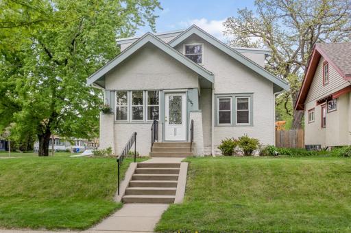 1697 Taylor Avenue, Saint Paul, MN 55104