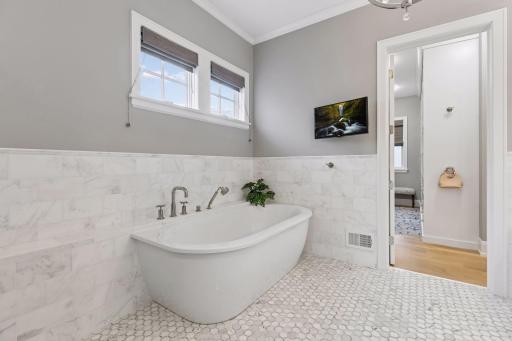 Fabulous soaker tub