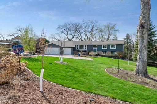 2707 Walters Port Lane, Excelsior, MN 55331