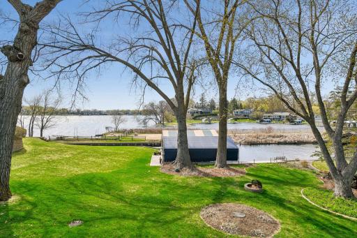 2707 Walters Port Lane, Excelsior, MN 55331