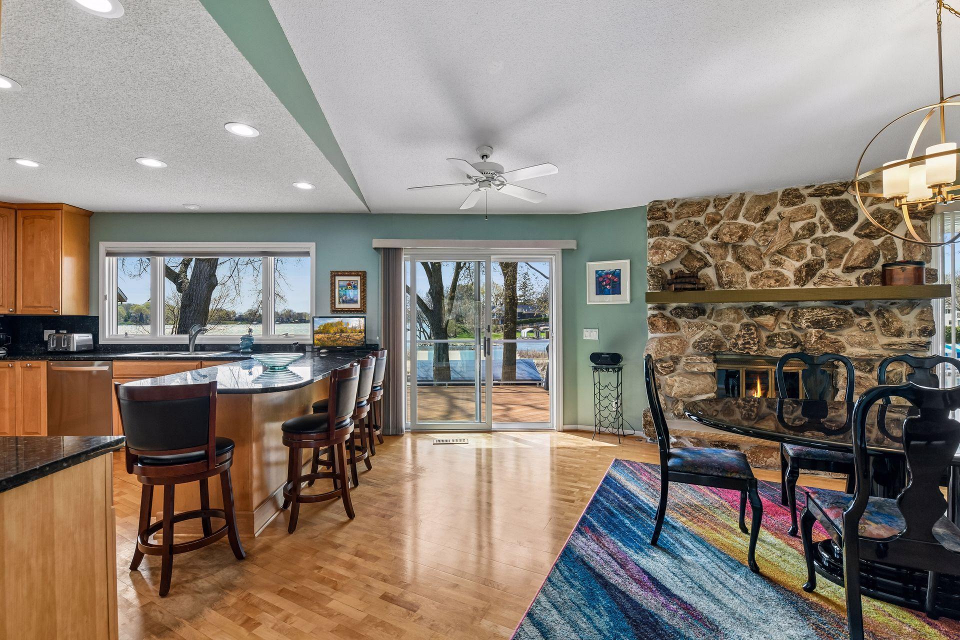 Easy access to a large deck