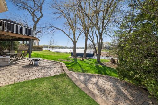2707 Walters Port Lane, Excelsior, MN 55331