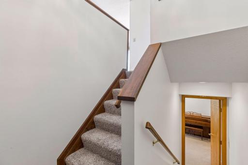 18815 South Lane, Minnetonka, MN 55345
