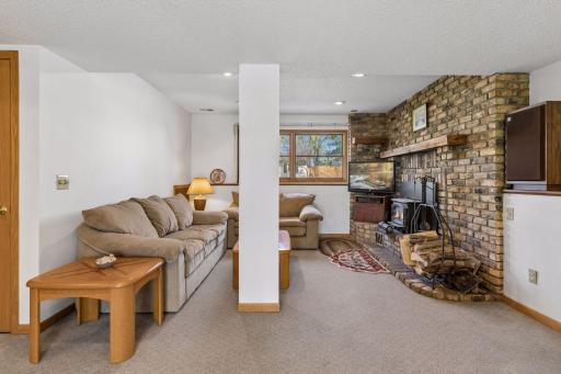 18815 South Lane, Minnetonka, MN 55345