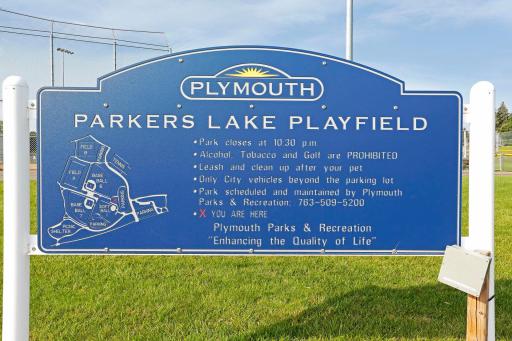 Short walk to all that Parker's Lake has to offer!
