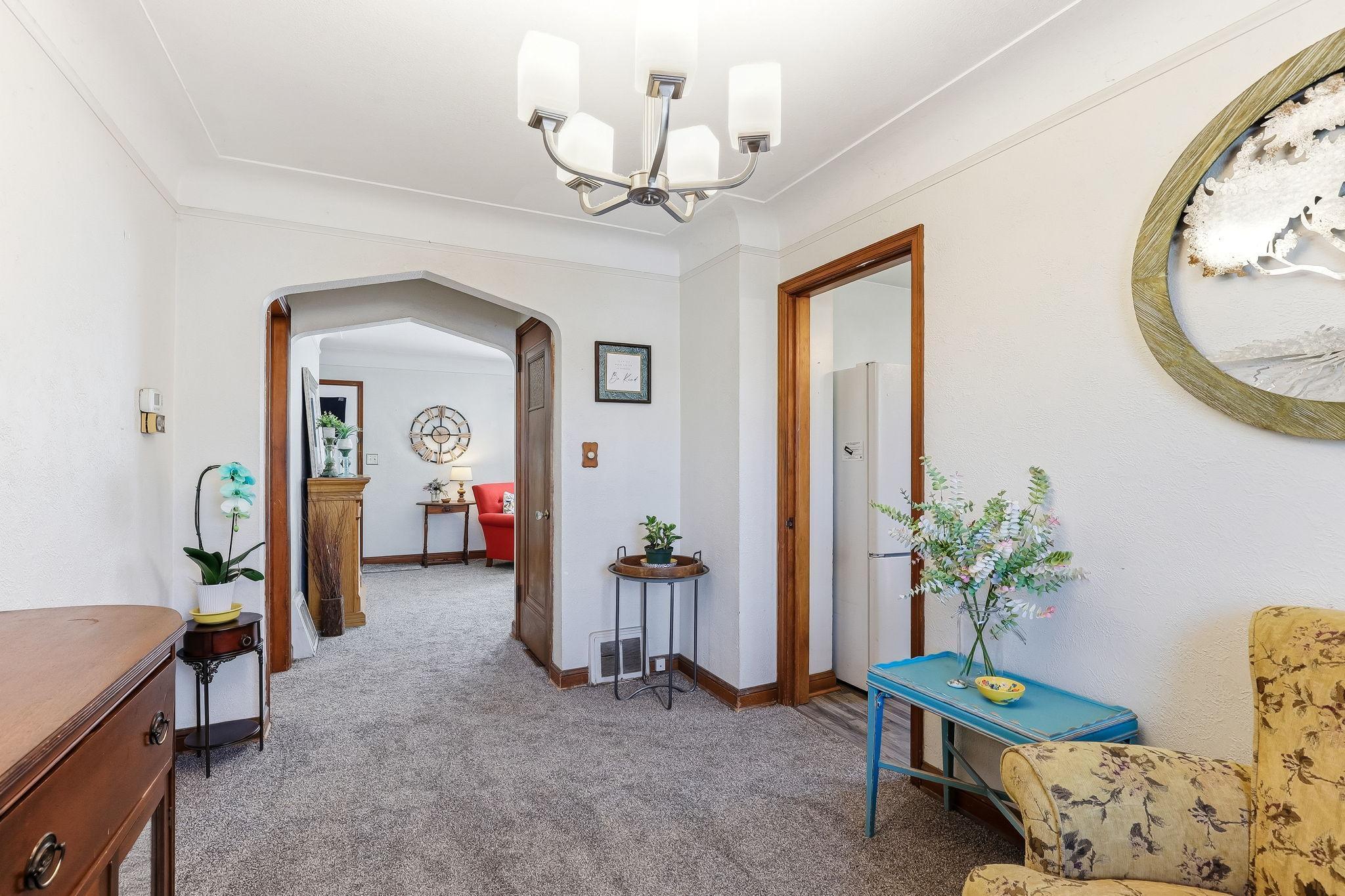 Dining room attached to livingroom