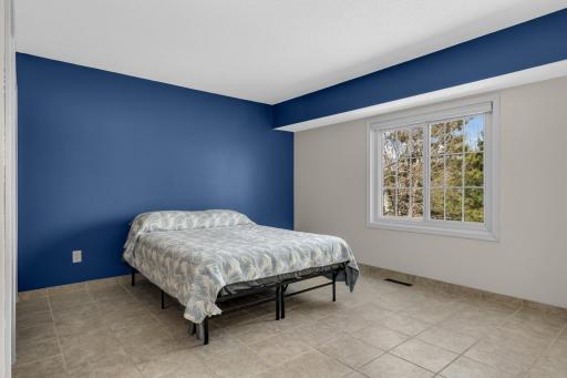 13645 Glenhurst Avenue, Savage, MN 55378